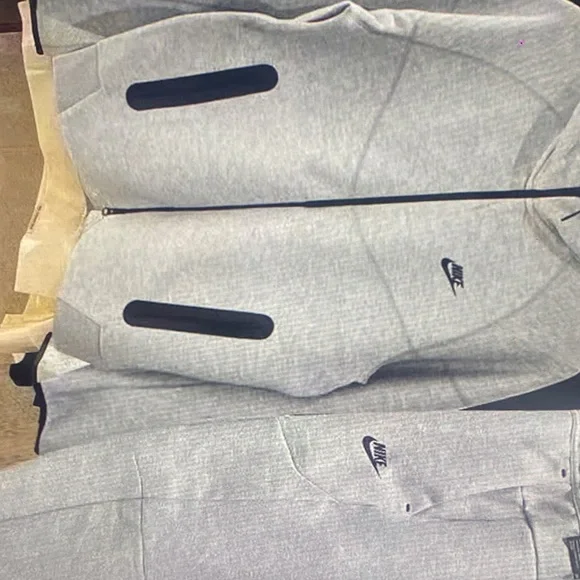 Nike Heather Gray Tracksuit with Black Details